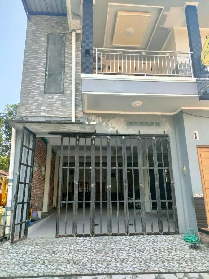 Cahaya Homestay Magelang Bagian luar foto
